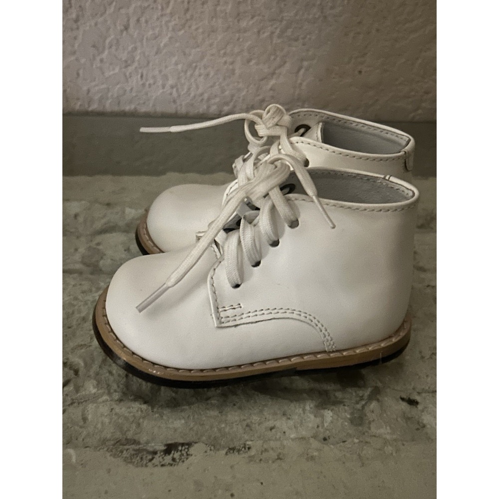 Baby Size 3.5 Josmo Baby Walking Shoes White Lace Up